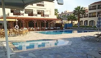 Mimosa Beach Hotel プロタラス キプロス