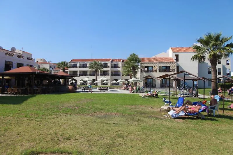 ***  Mimosa Beach Hotel プロタラス キプロス