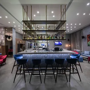 **** Hotel De Líbano